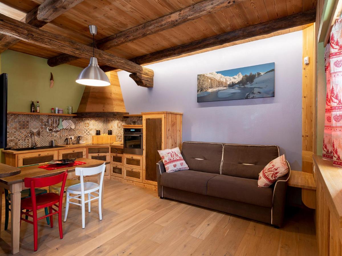 Agriturismo Gli Elfi Aosta Exterior photo